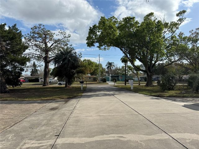 1546 BELLEAIR ROAD, Clearwater, FL 33756