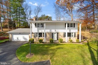 7101 GAME LORD DR, Springfield, VA 22153