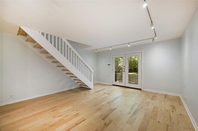 5330 Balcones DR G, Austin, TX 78731