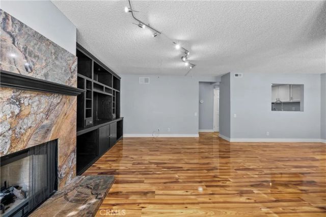 42805 15th West, Lancaster, CA 93534