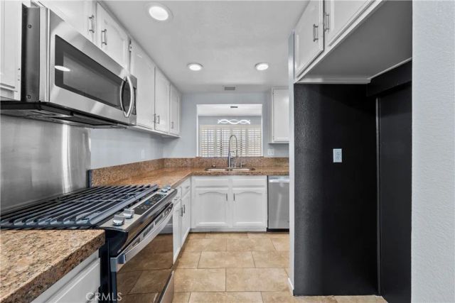 42805 15th West, Lancaster, CA 93534