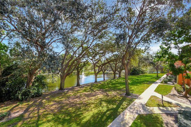 2030 Alta Meadows Lane 1208, Delray Beach, FL 33444