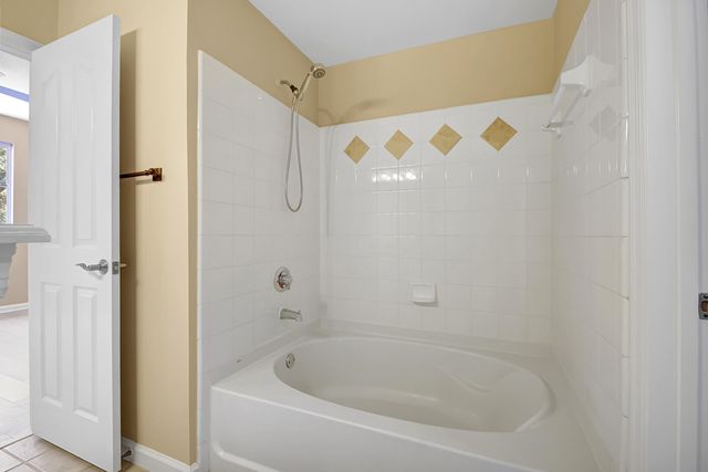 2030 Alta Meadows Lane 1208, Delray Beach, FL 33444