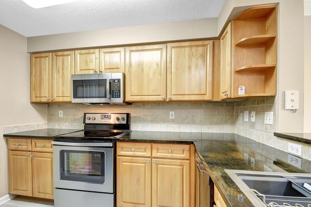 2030 Alta Meadows Lane 1208, Delray Beach, FL 33444