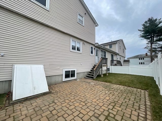 196 Linwood Avenue 196, Newton, MA 02460