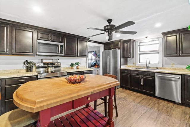 73 W Main Street, Hillsborough, NH 03244