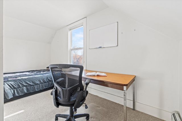 73 W Main Street, Hillsborough, NH 03244