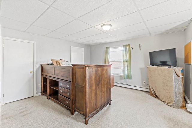 73 W Main Street, Hillsborough, NH 03244