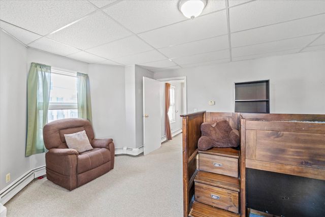 73 W Main Street, Hillsborough, NH 03244