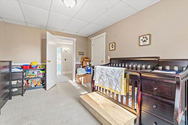 73 W Main Street, Hillsborough, NH 03244