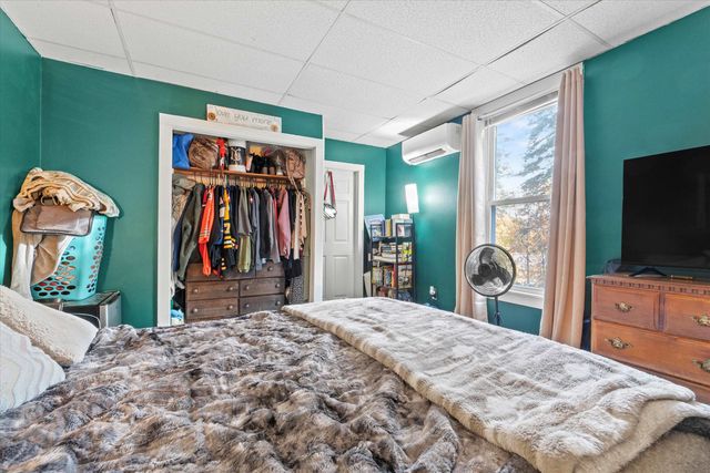 73 W Main Street, Hillsborough, NH 03244