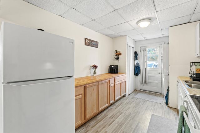 73 W Main Street, Hillsborough, NH 03244