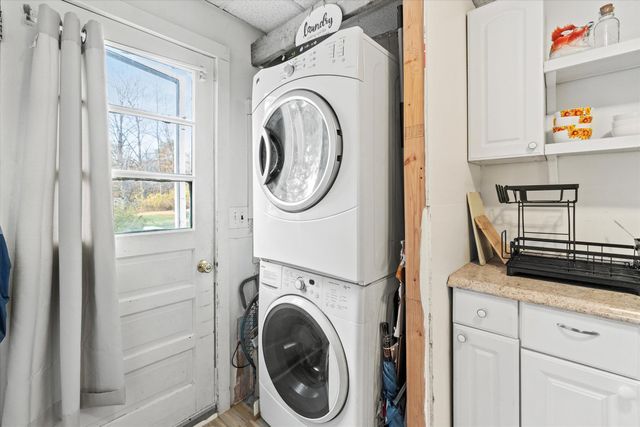 73 W Main Street, Hillsborough, NH 03244