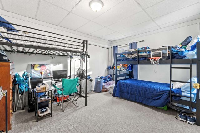 73 W Main Street, Hillsborough, NH 03244