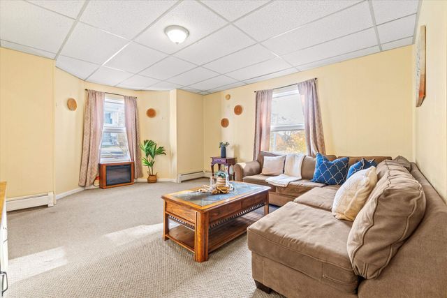 73 W Main Street, Hillsborough, NH 03244