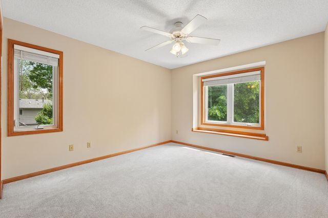 13015 Penn Avenue S, Burnsville, MN 55337