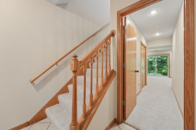 13015 Penn Avenue S, Burnsville, MN 55337