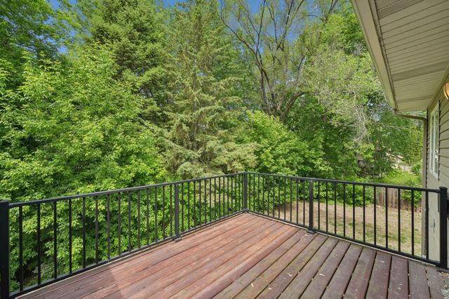 13015 Penn Avenue S, Burnsville, MN 55337