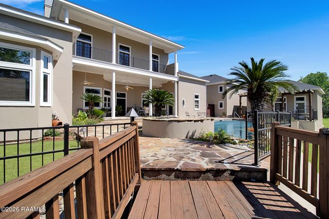 207 Farmington Drive, Lafayette, LA 70503