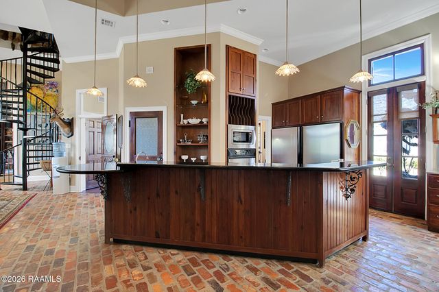 207 Farmington Drive, Lafayette, LA 70503