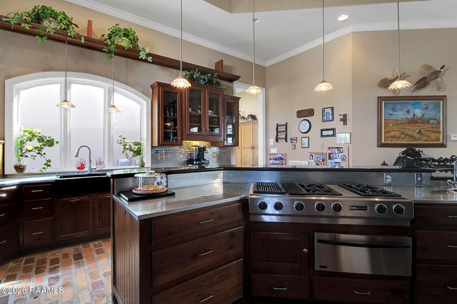 207 Farmington Drive, Lafayette, LA 70503