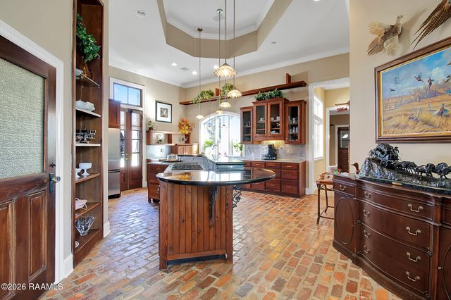 207 Farmington Drive, Lafayette, LA 70503