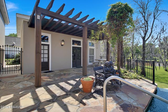 207 Farmington Drive, Lafayette, LA 70503