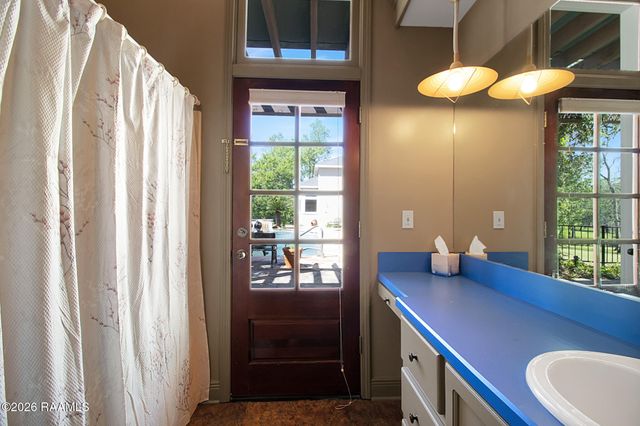 207 Farmington Drive, Lafayette, LA 70503