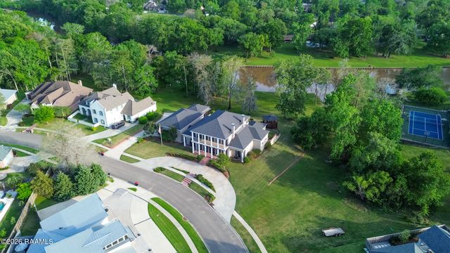 207 Farmington Drive, Lafayette, LA 70503