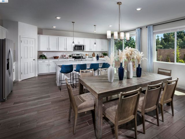 614 Channel Cir, Oakley, CA 94561