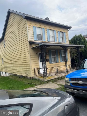 211 MAPLE AVE, Marysville, PA 17053