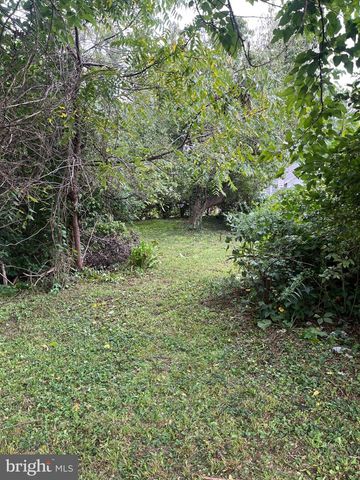 211 MAPLE AVE, Marysville, PA 17053