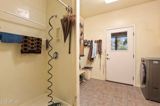 131 W Hunt Ranch Road, Pine, AZ 85544