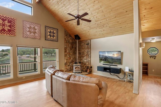 131 W Hunt Ranch Road, Pine, AZ 85544