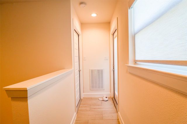 2745 Clinton Drive, Houston, TX 77020