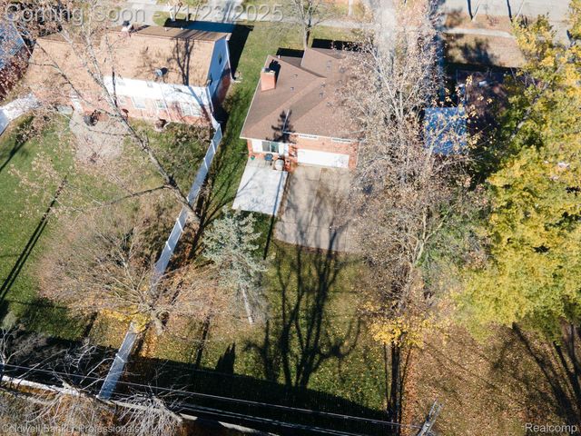 17377 Avilla Boulevard, Lathrup Village, MI 48076