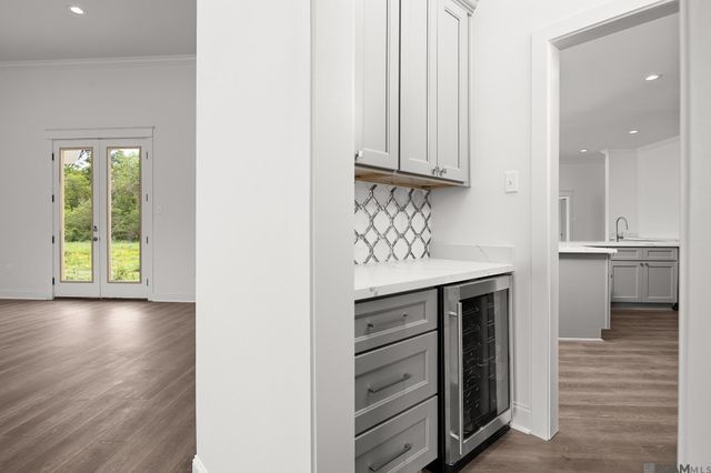 1033 W Worthey St, Gonzales, LA 70737