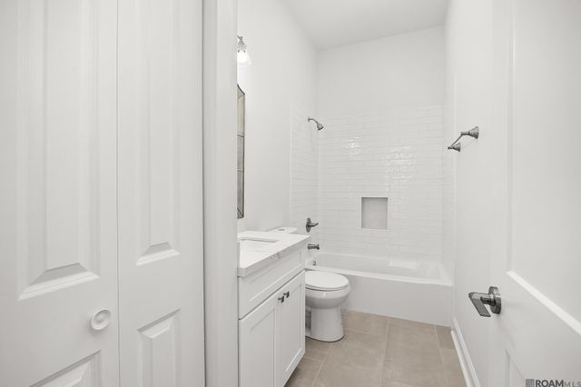 1033 W Worthey St, Gonzales, LA 70737