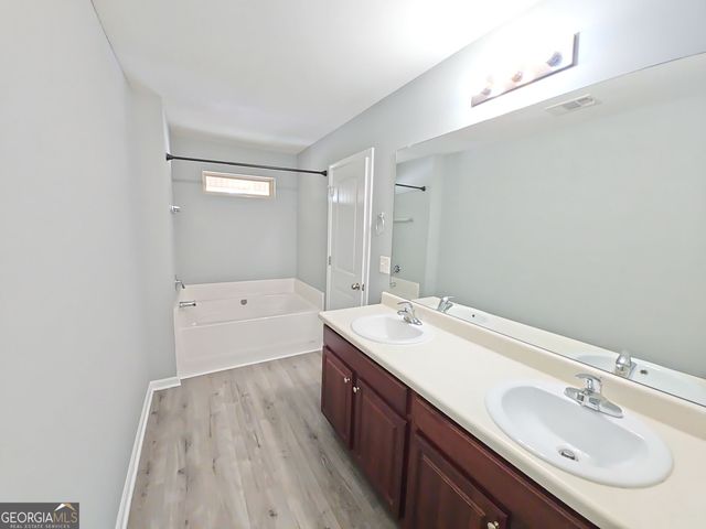 1124 McConaughy Court, Mcdonough, GA 30253