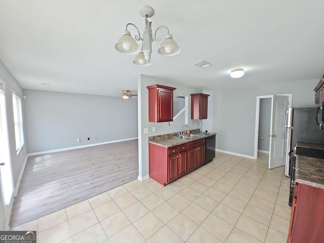 1124 McConaughy Court, Mcdonough, GA 30253