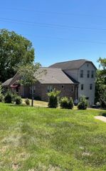 232 Church St, Dover, TN 37058
