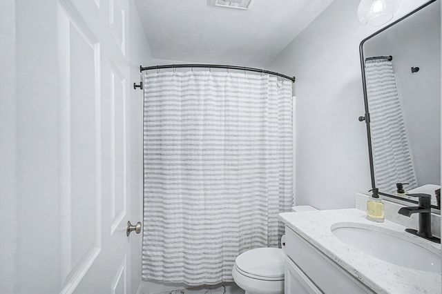 7 Cadman Street, Worcester, MA 01604
