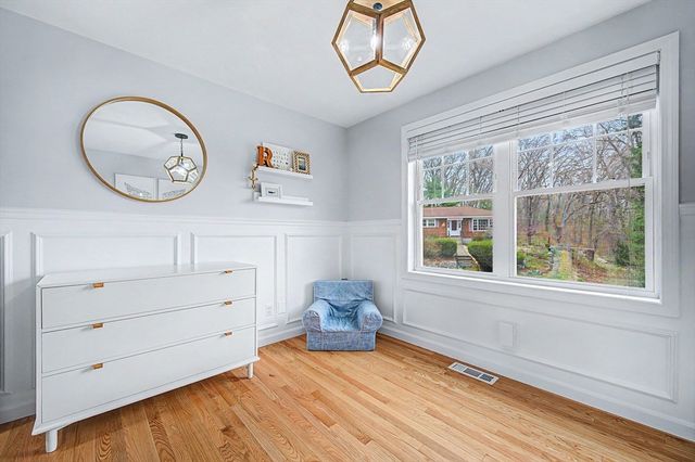 7 Cadman Street, Worcester, MA 01604