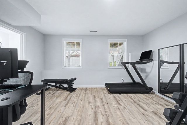 7 Cadman Street, Worcester, MA 01604
