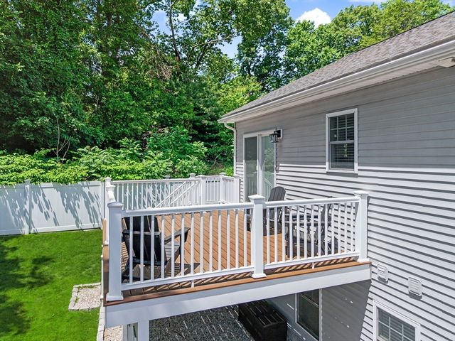 7 Cadman Street, Worcester, MA 01604