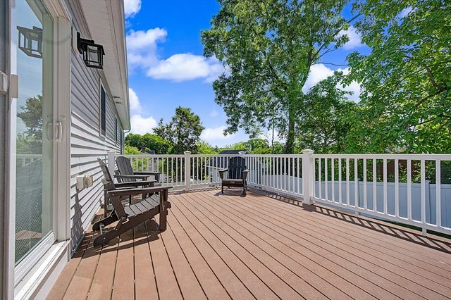 7 Cadman Street, Worcester, MA 01604