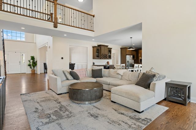 7869 Big Buck Trail, Frankfort, IL 60423