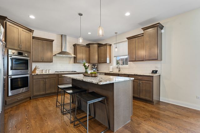 7869 Big Buck Trail, Frankfort, IL 60423