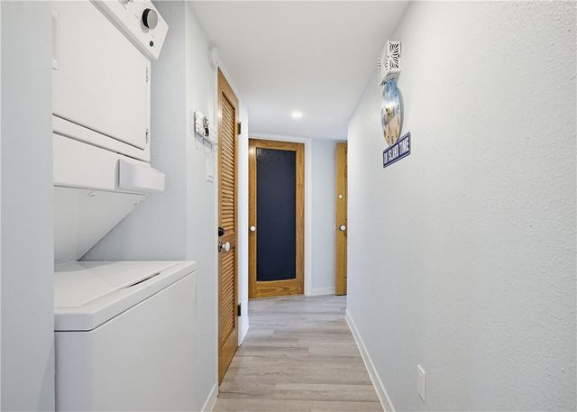14401 Commodores Dr 211, Corpus Christi, TX 78418