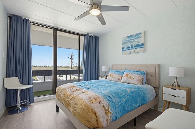 14401 Commodores Dr 211, Corpus Christi, TX 78418